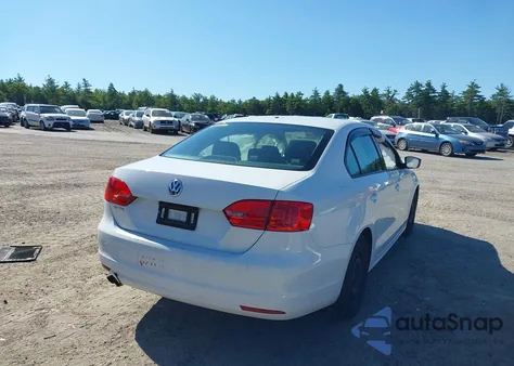 2014 Volkswagen Jetta 2.0L S from USA, damaged, VIN 3VW1K7AJ5EM441669